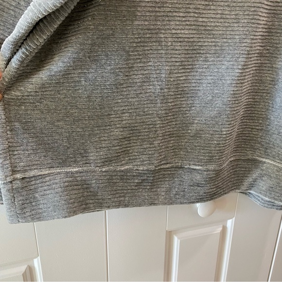 Lane Bryant Gray Ribbed Crew Neck Sweater NWT - Picture 5 of 7